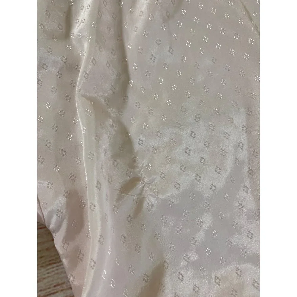 Vintage Christian Dior Women's Pink Embroidered Long Sleeve Bath Robe - L/XL - Picture 5 of 16